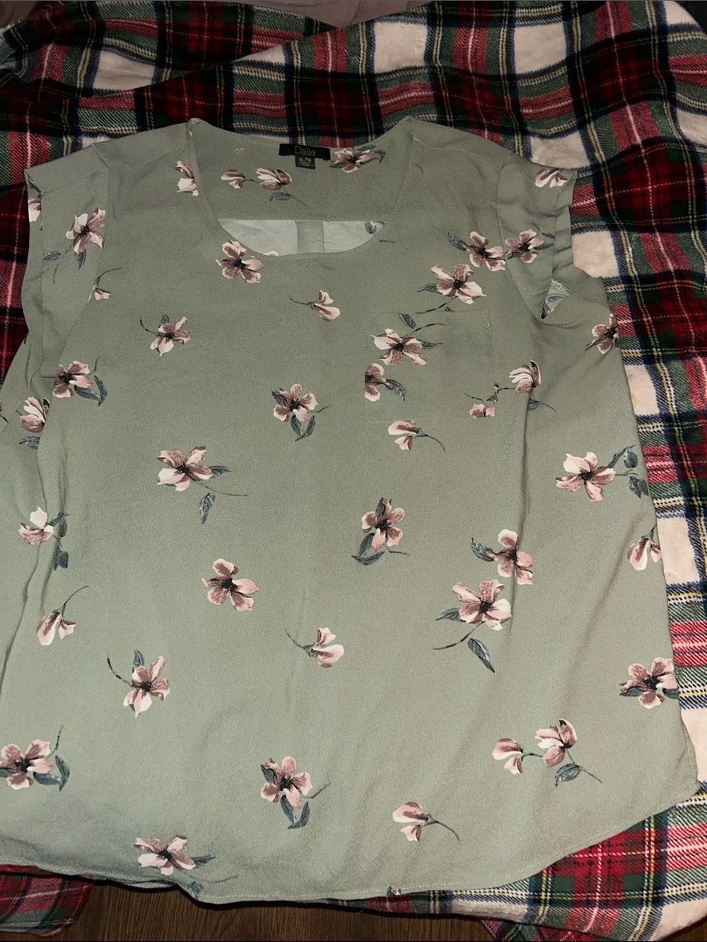 Dalia Mint Green Floral Short-Sleeve Blouse